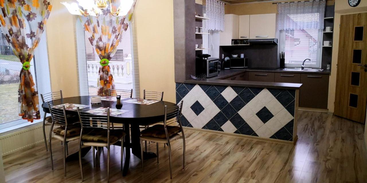 Apartmany Riviera A Chalupa Riviera Liptov, Bešeňová 외부 사진